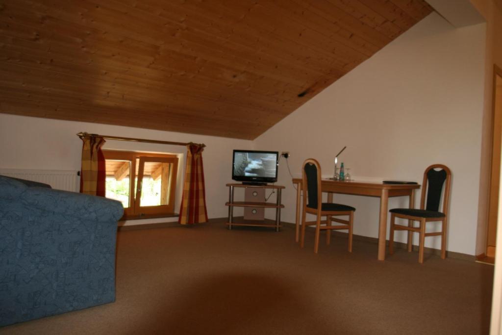 Hotel-cafe Hanfstingl Отель 3*